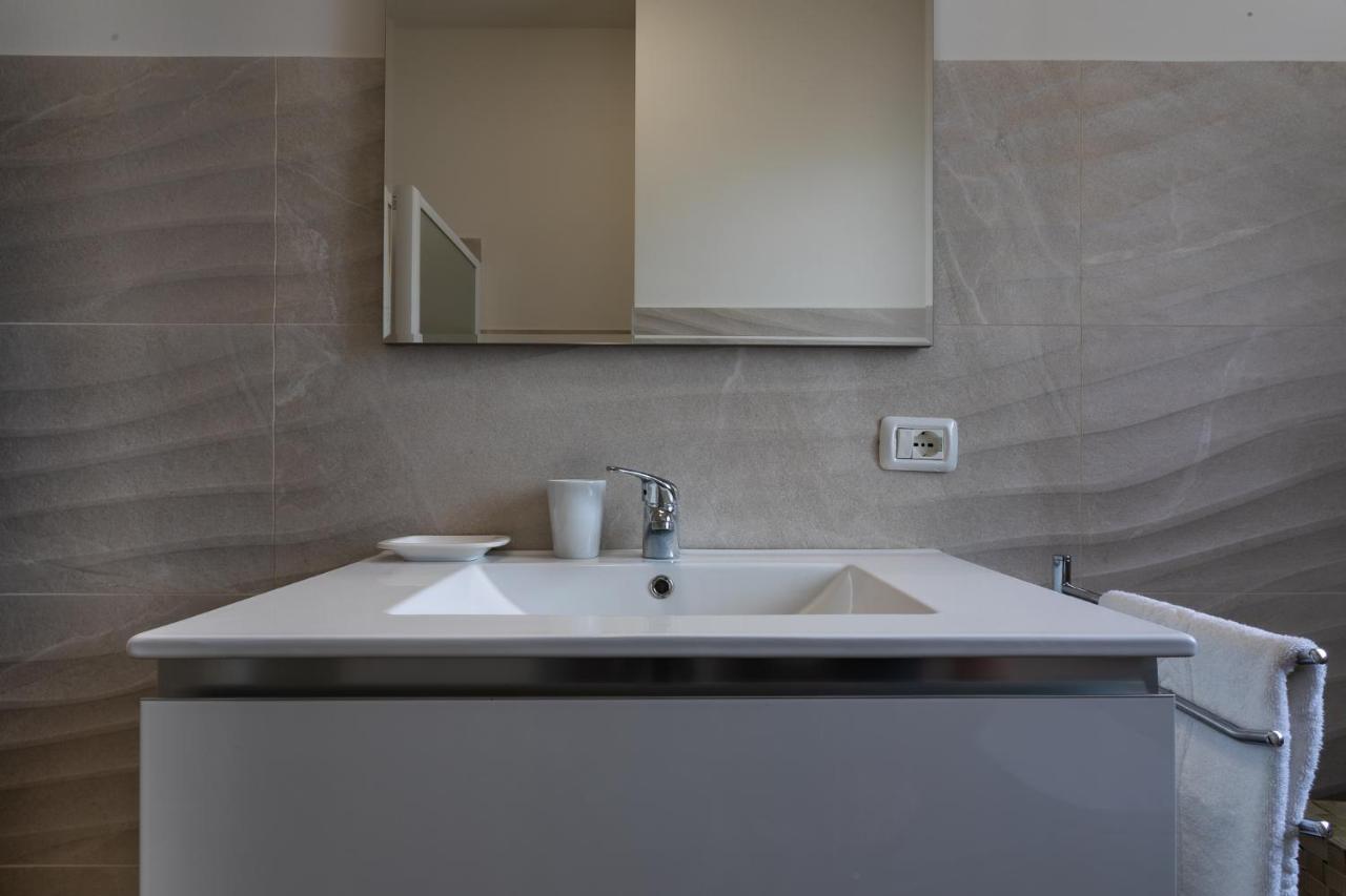 Апартаменты Borgo Milano Penthouse - With Parking Верона Экстерьер фото